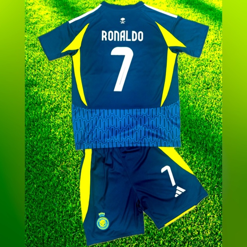 Youth Ronaldo Jersey Navy Kit (Jersey + Shorts) Kid Soccer Sets SMALL (24) 6-7